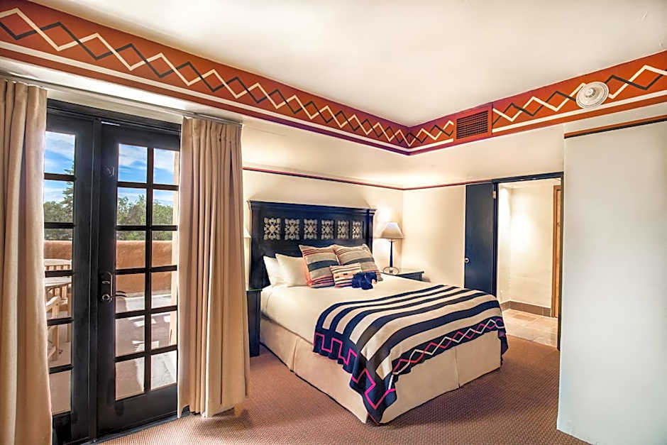 Inn At Loretto