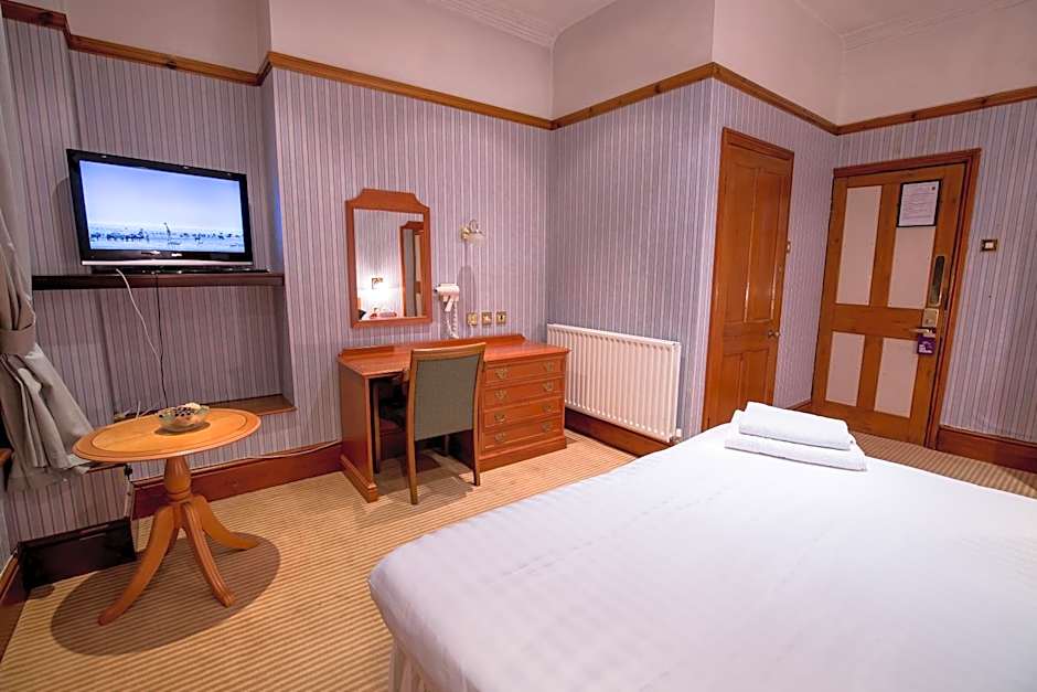 Harefield Manor Hotel