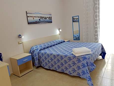 Basic Triple Room
