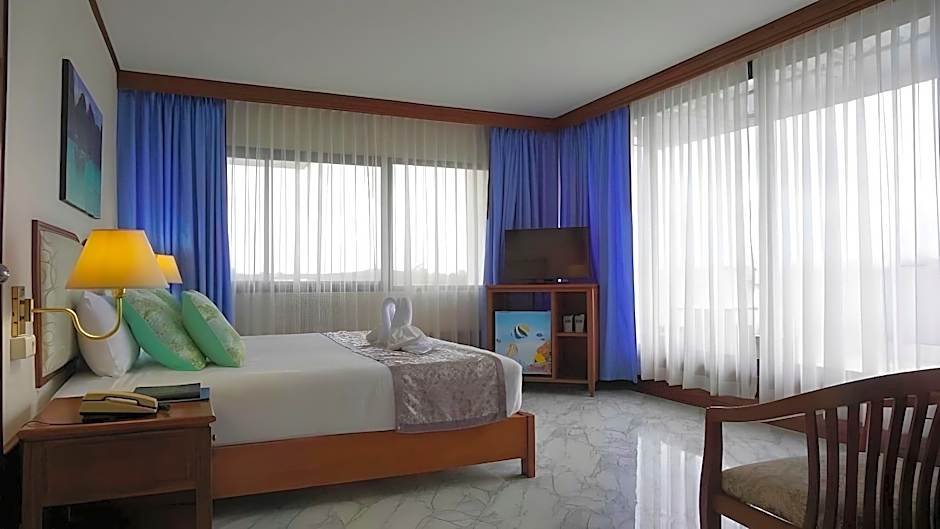Wattana Park Hotel