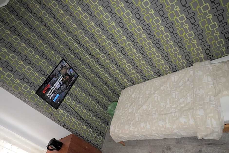 Hostel4u