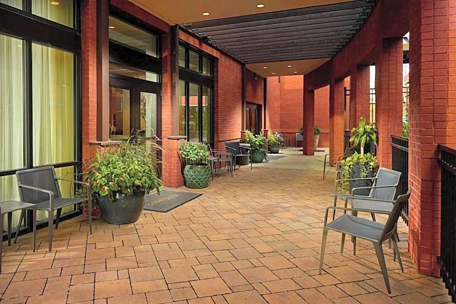 Courtyard by Marriott Carrollton