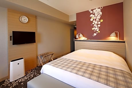 Standard Double Room with King Bed