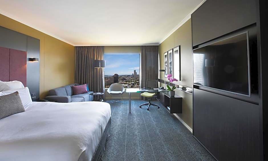 Photo 1 of 6 of Deluxe 1 King Bed