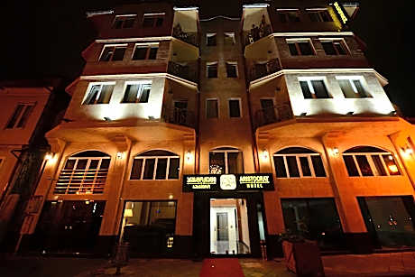 Hotel Aristocrat Batumi