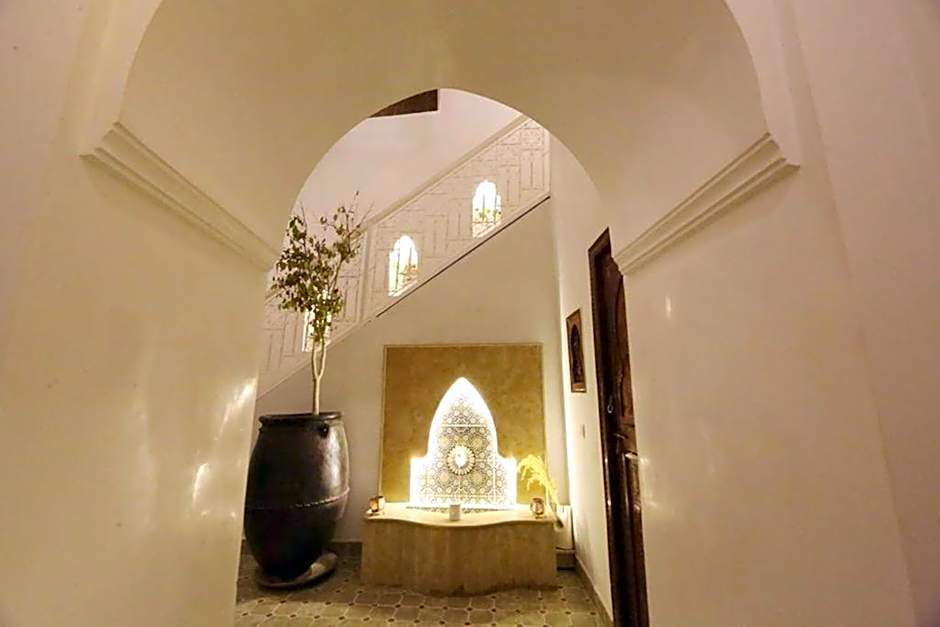 Riad Oum H&N 
