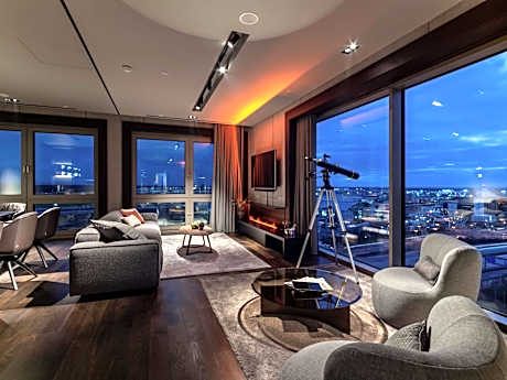 Skyloft Suite