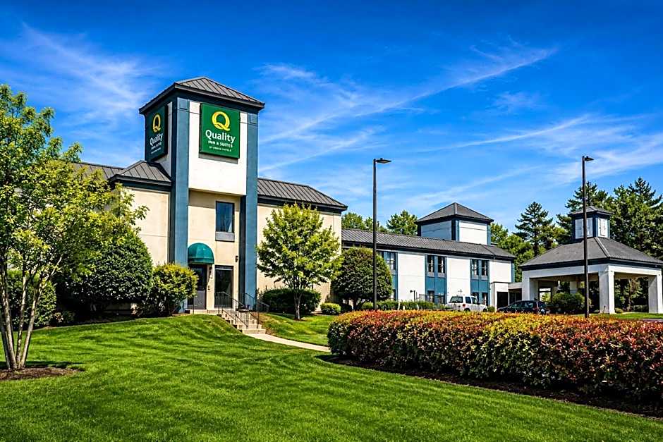 Photo 1 of 50 of Quality Inn & Suites Clemmons I-40
