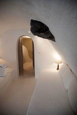 Caldera View Suite with Hot Tub