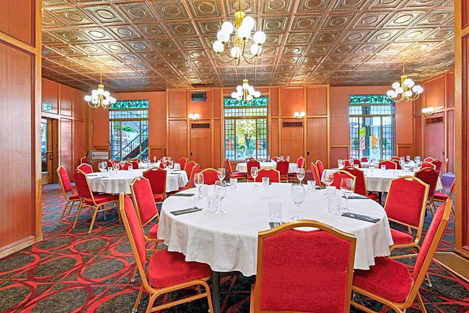 Crown Columbia Hotel, BW Premier Collection