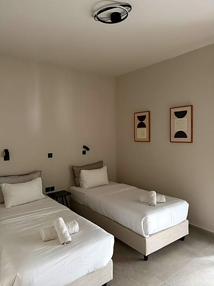 Mellow Paros
