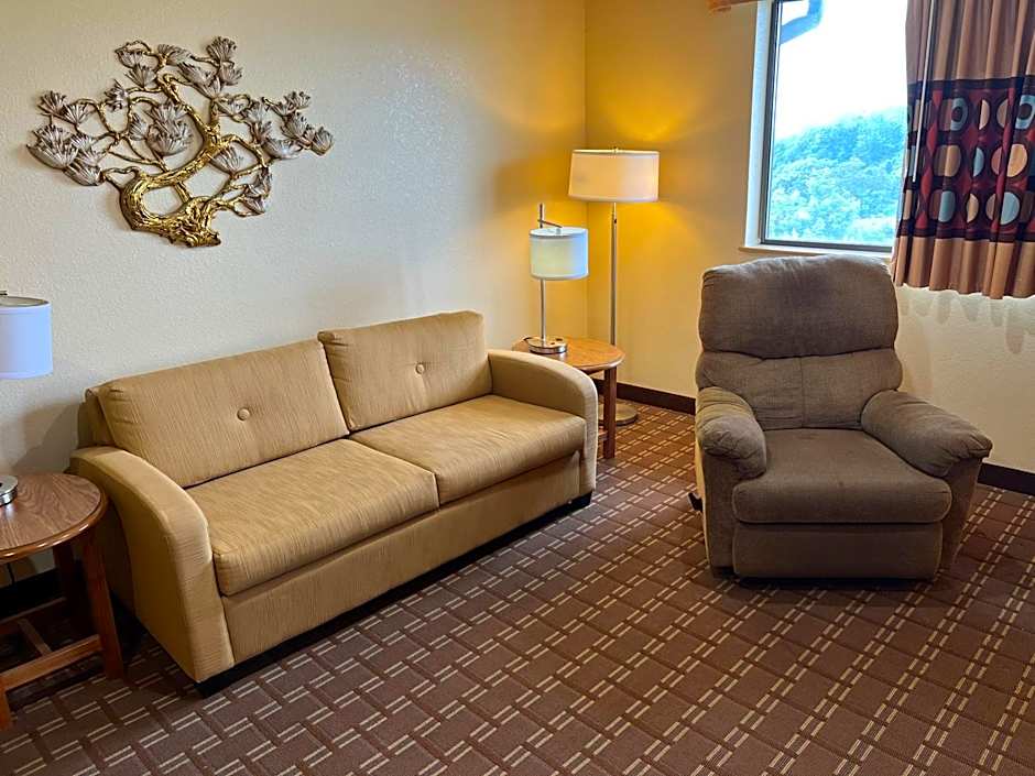 Super 8 by Wyndham Altoona
