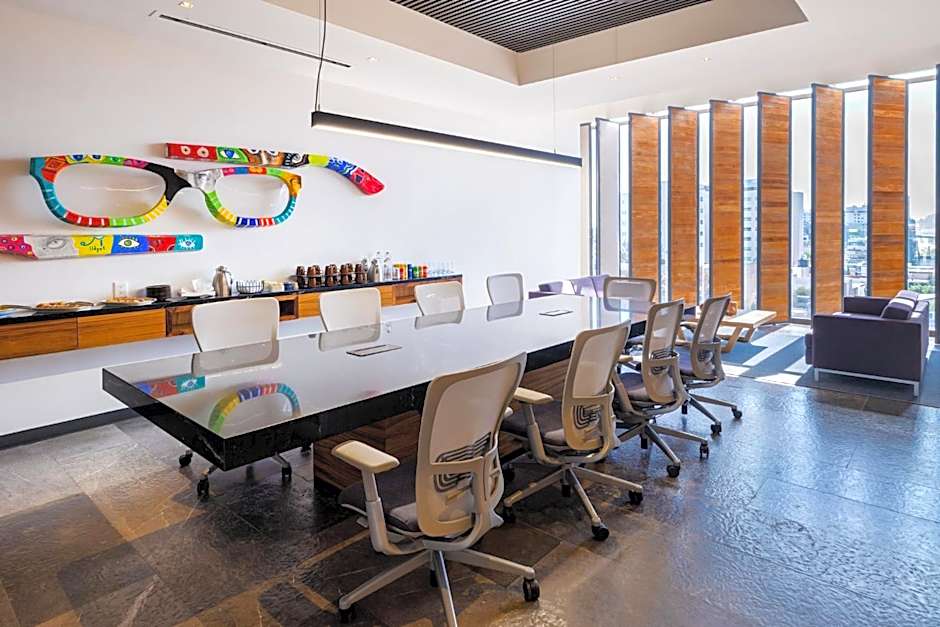 Voco Guadalajara Neruda By IHG