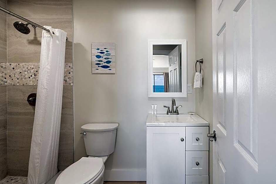 Conch Key Fishing Lodge & Marina