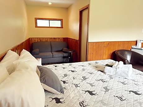 Classic Quadruple Room