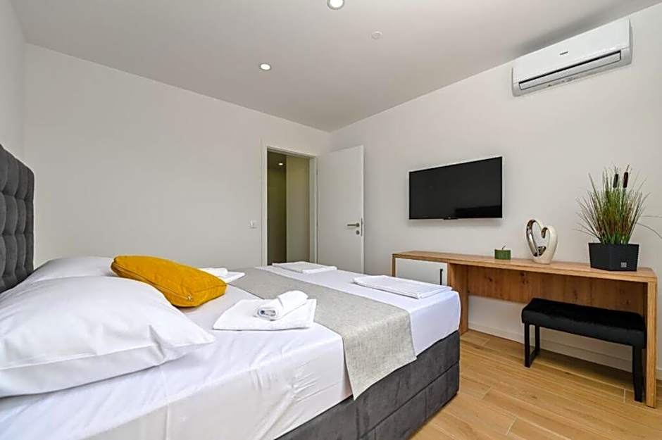 Boutique Hotel IVY'Z