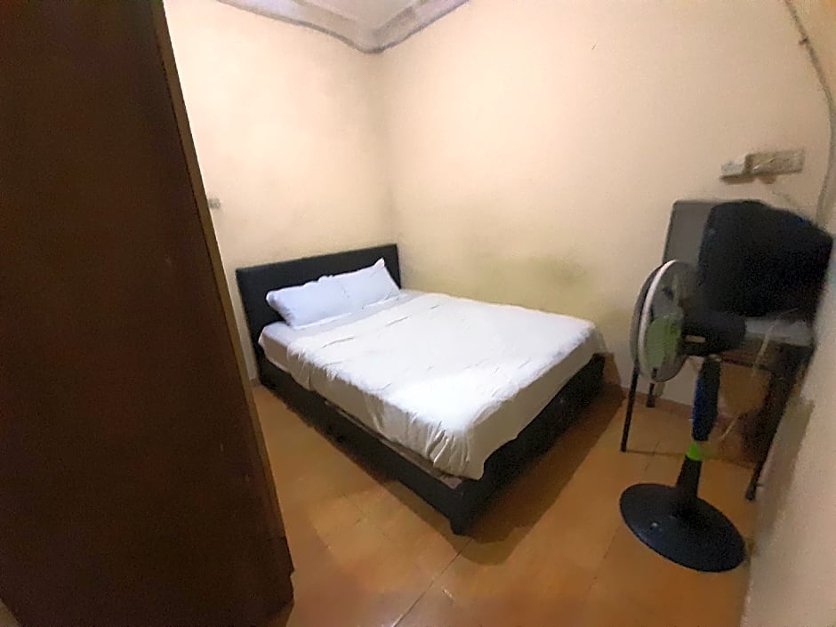 SPOT ON 92492 Pelita Satu