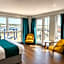 Pinnacle Suites Hotel