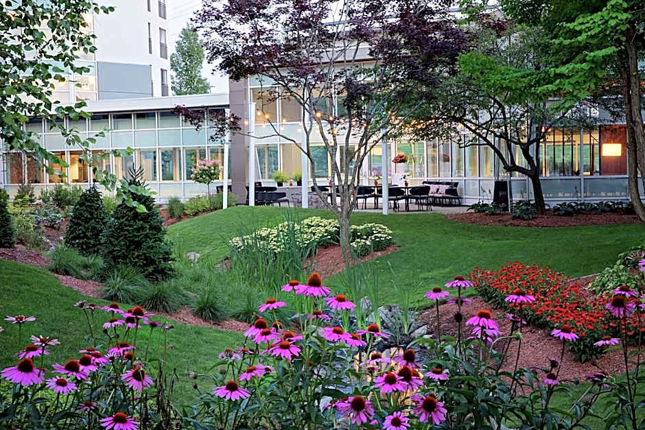 Embassy Suites by Hilton Boston Marlborough