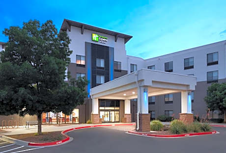 Holiday Inn Express Hotel & Suites Albuquerque Historic Old Town By IHG