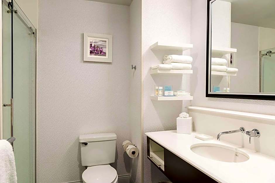 Hampton Inn By Hilton Midland