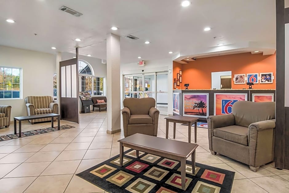 Motel 6-Canton, GA