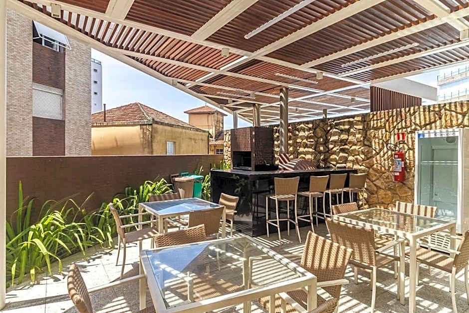 Studio moderno em condomínio de luxo pé na areia