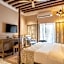 Panna Vilas - A Lake Facing Boutique Hotel