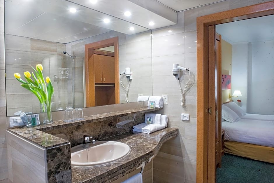 Acacia Suite