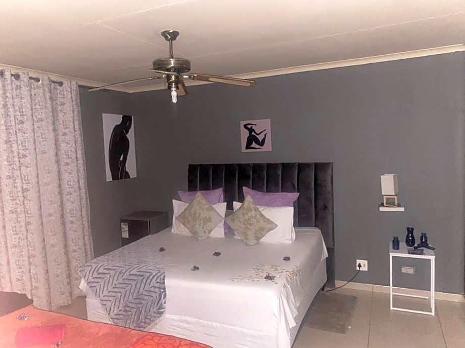 Warmbaths Thai Spa and Guest House