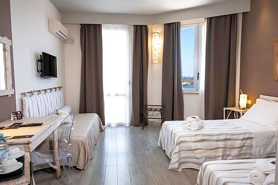 Hotel Tirreno