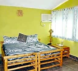 Hotel Kanha (Treasure In Forest)