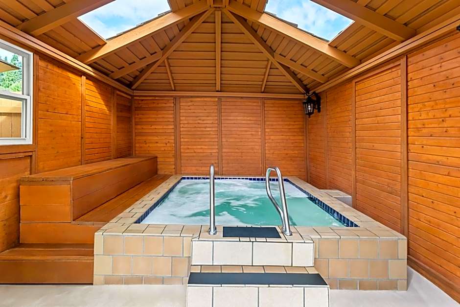 Quality Inn & Suites Vancouver - Hazel Dell