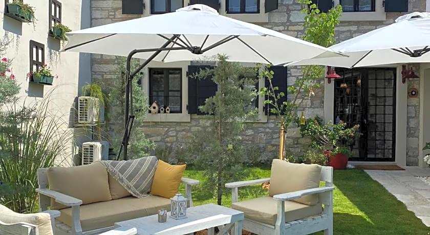 Urla Taş Konak Otel