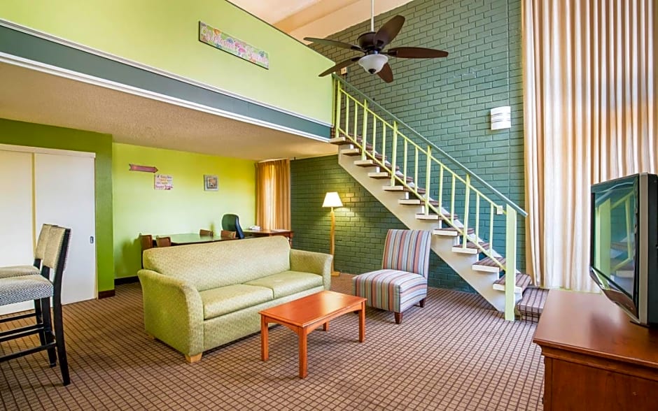 International Palms Resort & Conference Center – Cocoa Beach, FL