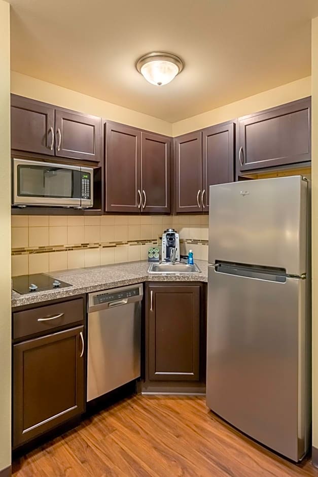 Landmark Suites - Williston