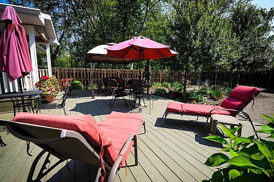 The Lakehouse Inn Geneva