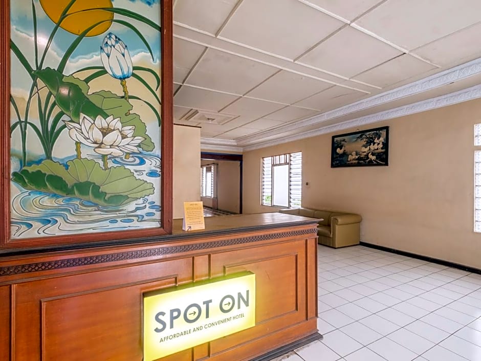 SPOT ON 2341 Hotel Padjajaran 2