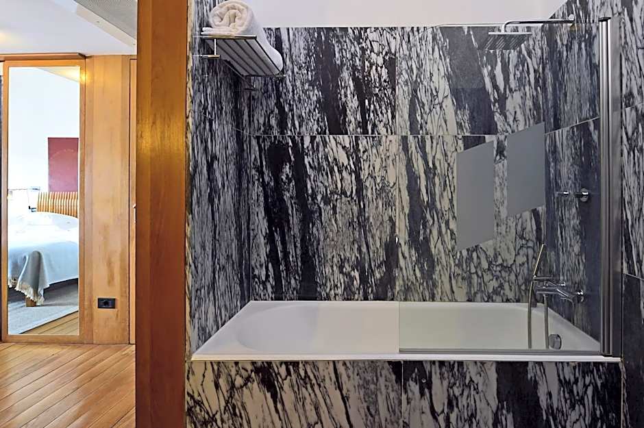 Pousada Convento de Arraiolos - Historic Hotel