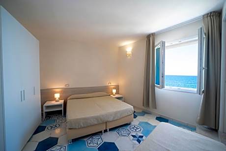 Two-Bedroom Apartment with Terrace and Sea View