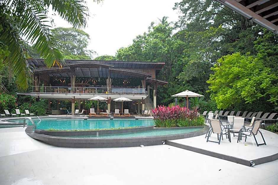 Pachira Lodge