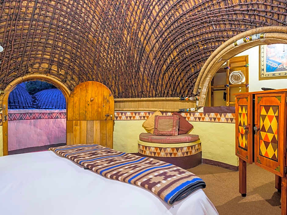 aha Lesedi African Lodge & Cultural Village