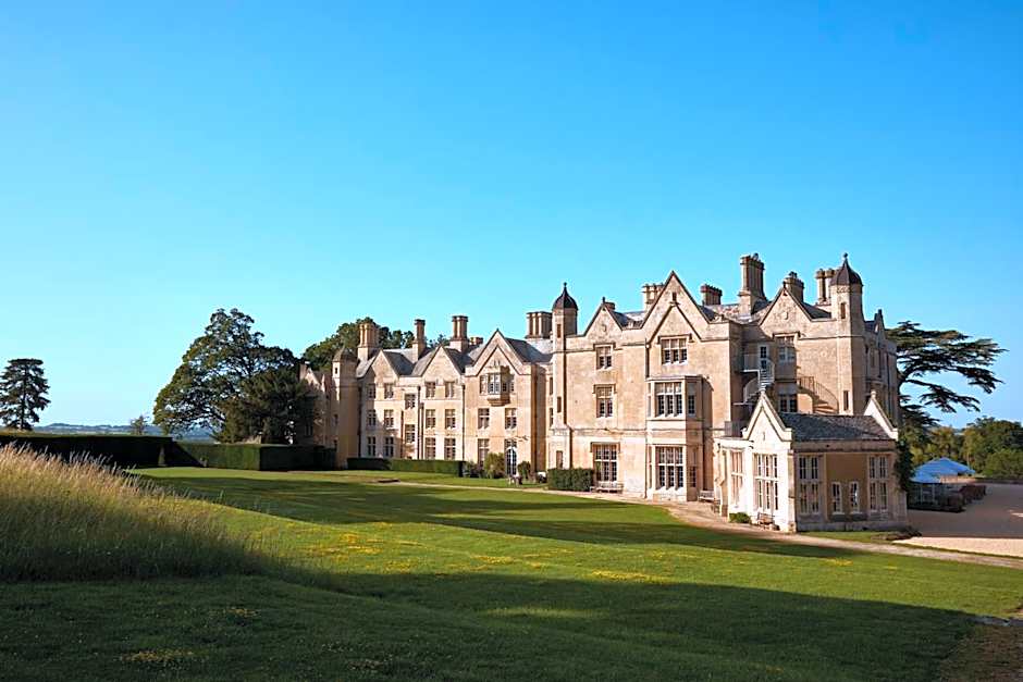 Dumbleton Hall