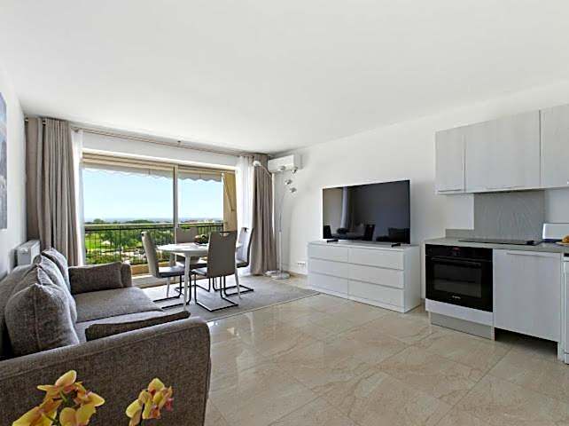 Cannes Marina Appart Hotel Mandelieu