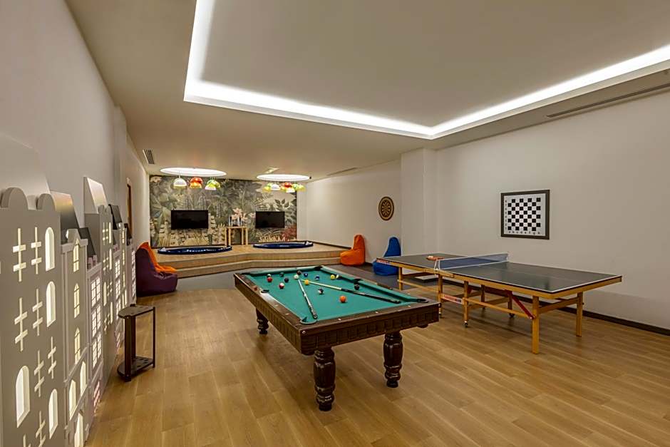 Arcanus Hotels Trendline Side