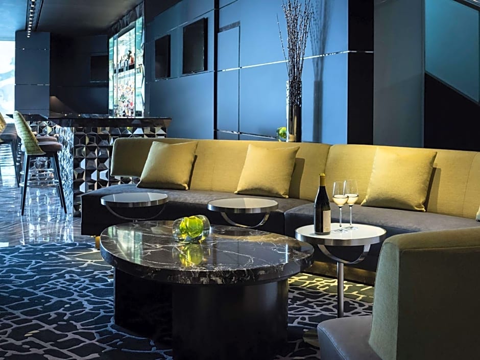 Sofitel Chicago Magnificent Mile