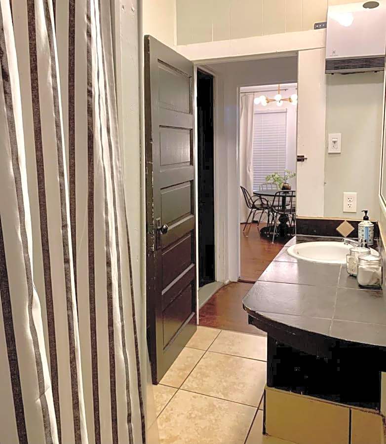 Spacious Private Room & Shared Comfort