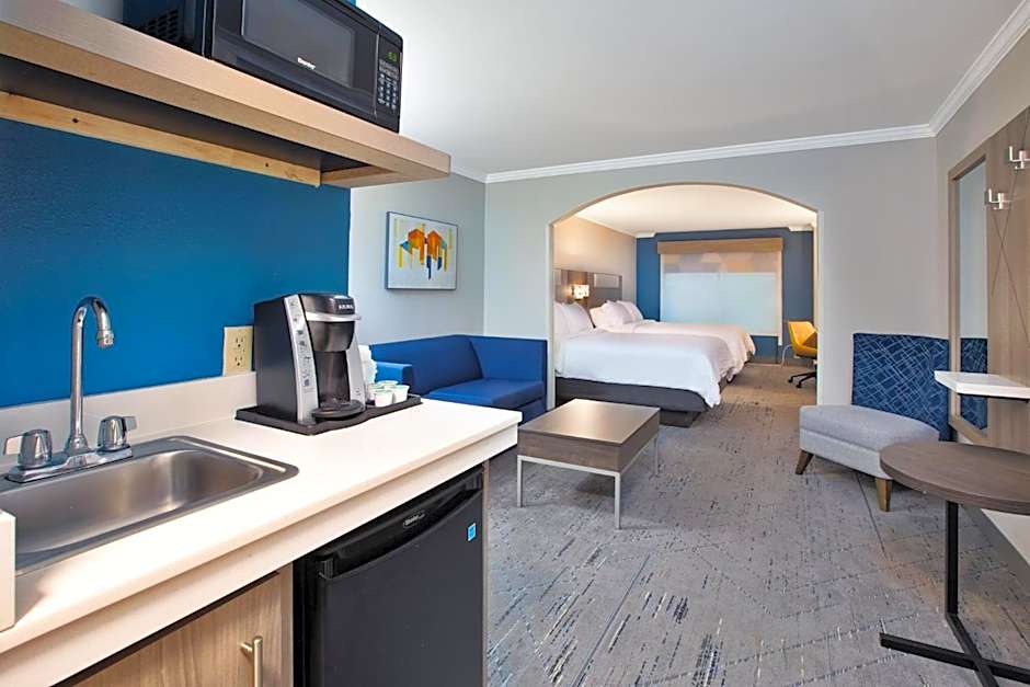 Holiday Inn Express Hotel & Suites - Sumter By IHG