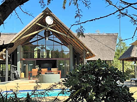 Pangolin Game Lodge - Self Catering, incl 2 game drives per day