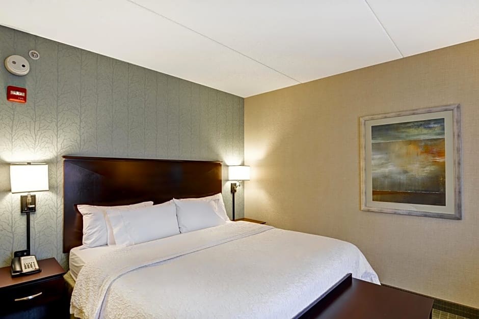 Hampton Inn & Suites Wilkes-Barre